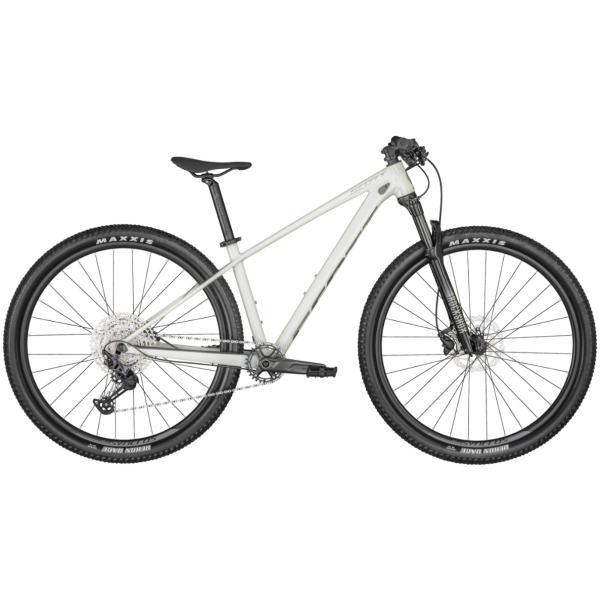 Scott Contessa Scale 930 White