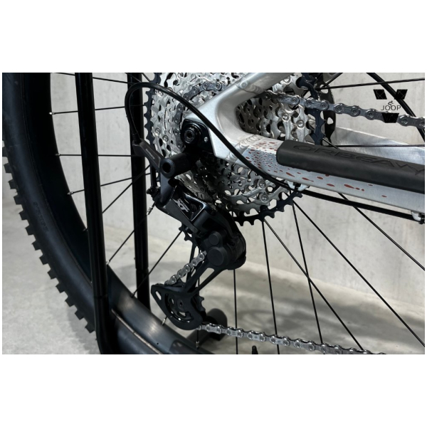 Orbea LAUFEY H-LTD + XT Remmen Aluminium Raw (Gloss) - Afbeelding 6